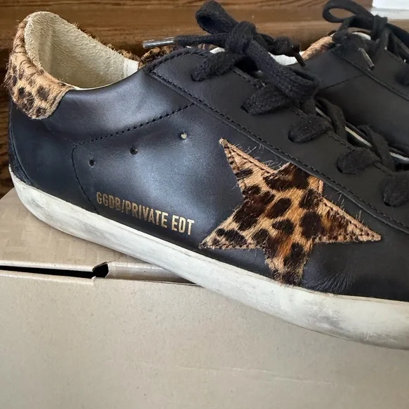 Golden Goose Superstar Gold studded toe - Black leather with leopard star - Picture 4 of 11